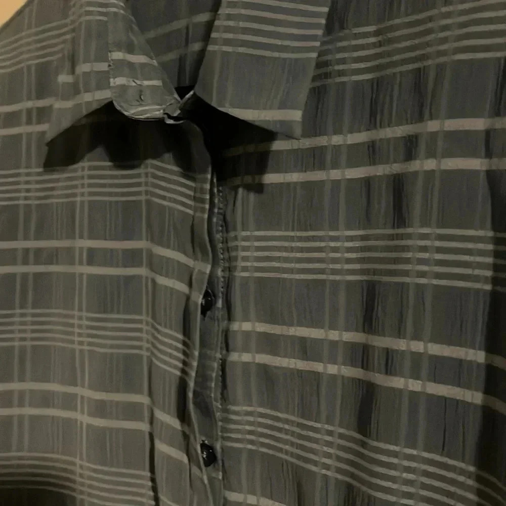 Kendall & Kylie button down blouse - Size XS - Picture 3 of 5